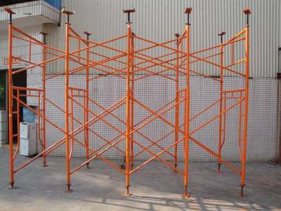 在腳手架上進行電、氣焊作業(yè)的安全要求